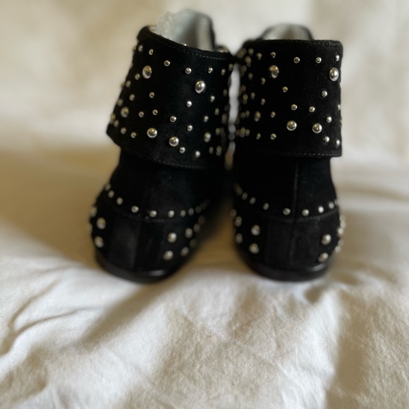 🌺NWT Schutz Eve Studded Boots, Size 10 - Picture 4 of 10